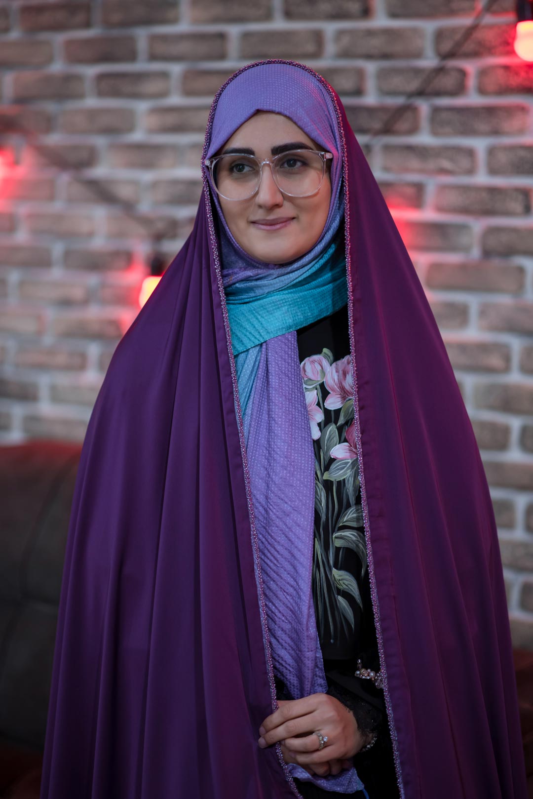 چادر مجلسی رنگ بنفش با نوار مغزی دوزی
