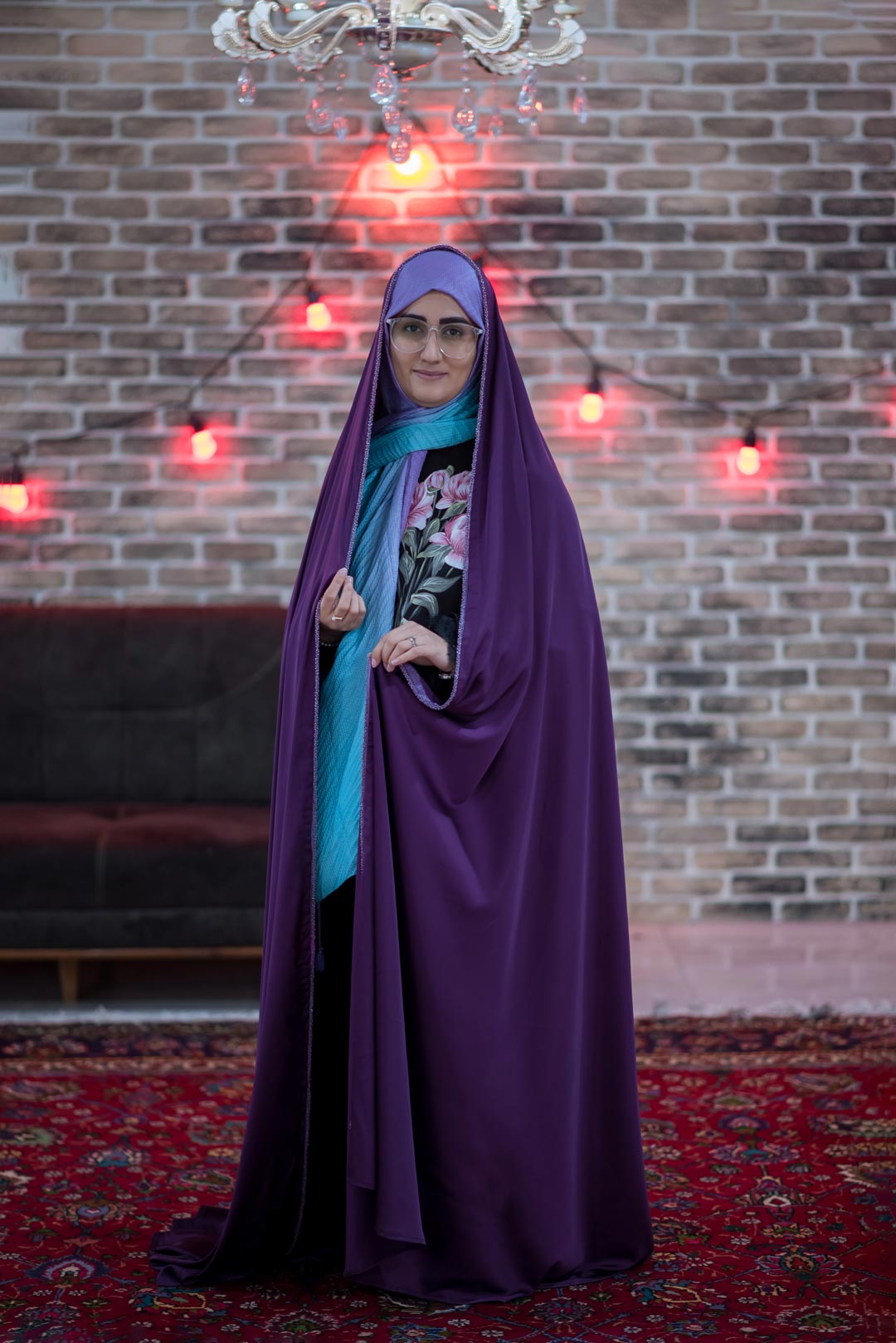 چادر مجلسی رنگ بنفش با نوار مغزی دوزی