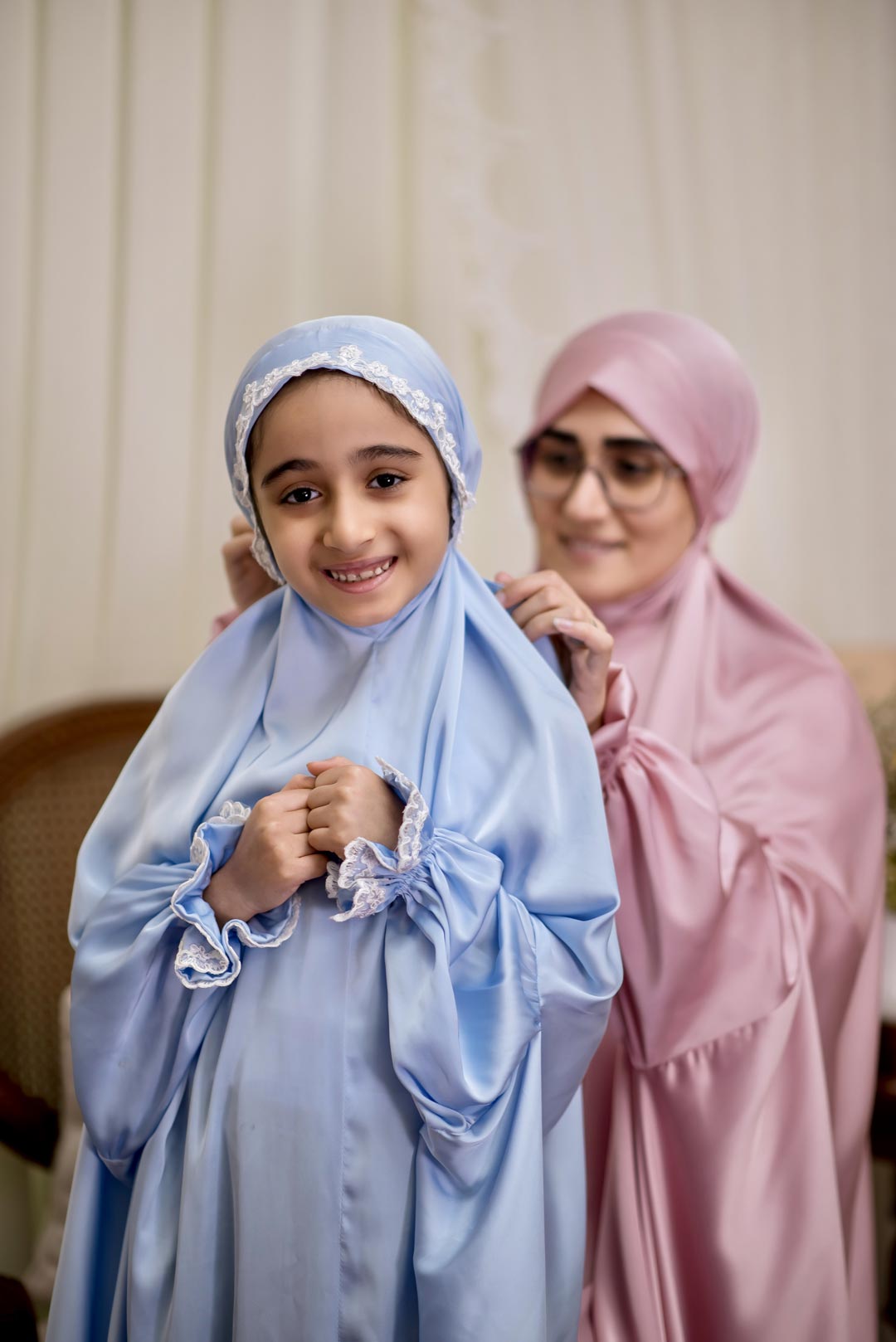ست مادر دختری چادر عبادت