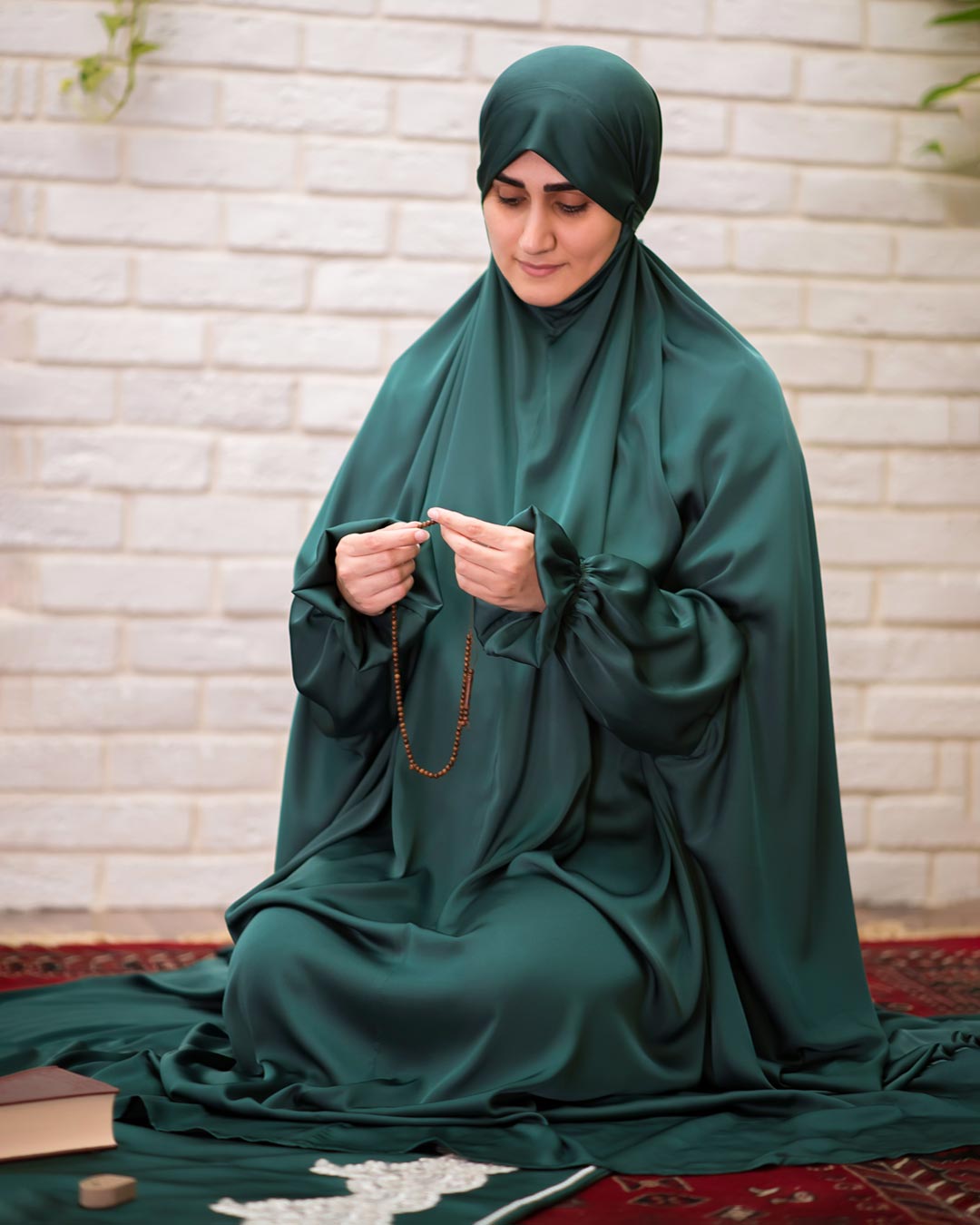 ست عبادت بزرگسال مدل نور چادر آستین دار