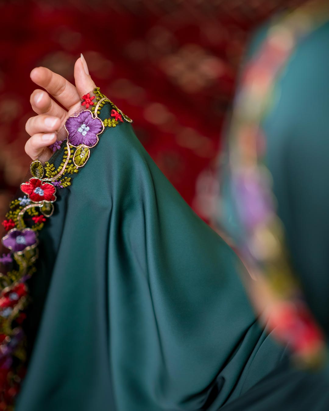 شنل دامن عبادت بزرگسال مدل نور با نوار گلدوزی