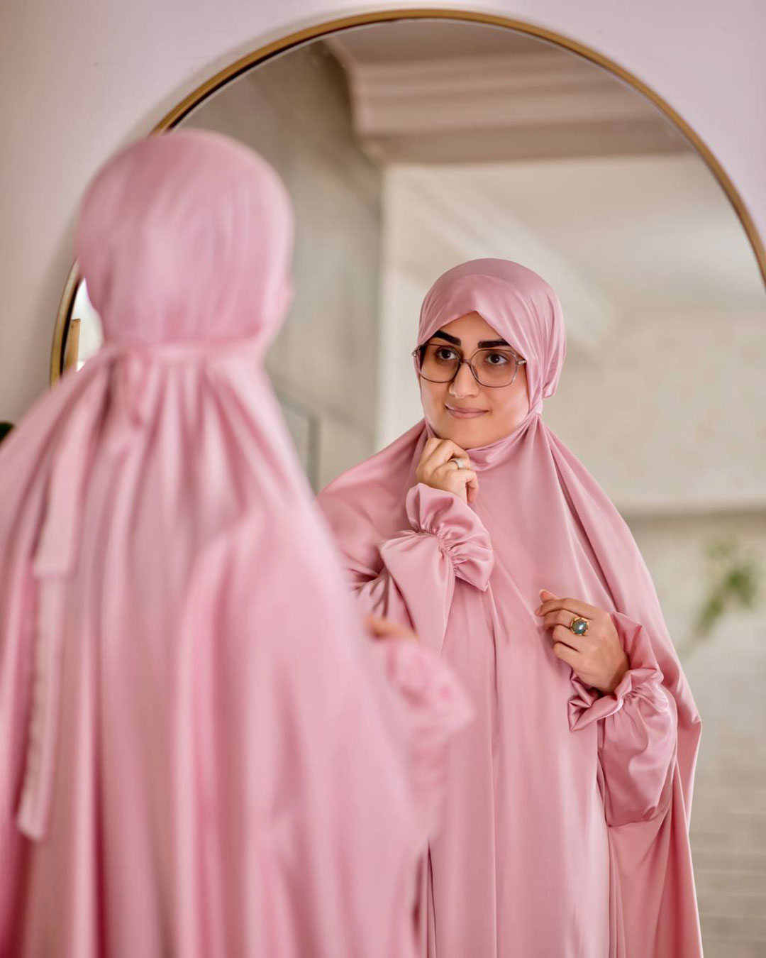 چادر عبادت بزرگسال مدل آستیندار