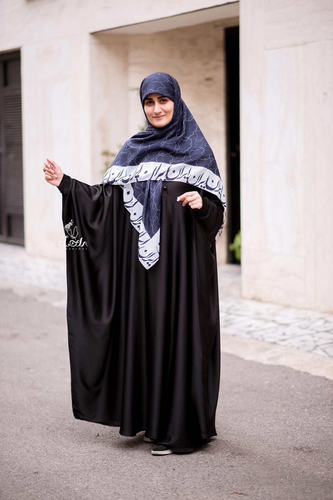 عبای زنانه جلوبسته مدل آلاله